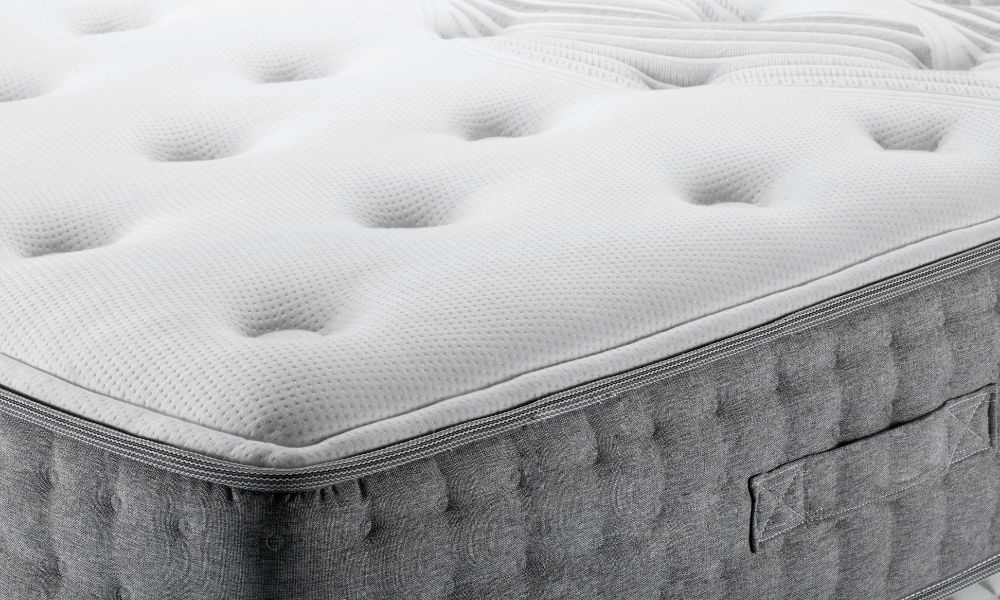 Showing grey matterss